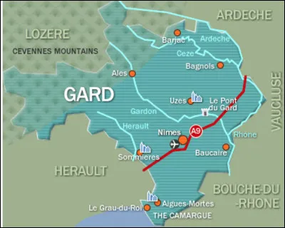 Nîmes est-elle la préfecture du Gard ?