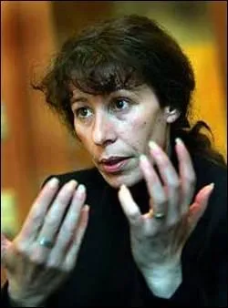 Elle a occup les fonctions de : Secrtaire d'tat  la Politique de la ville