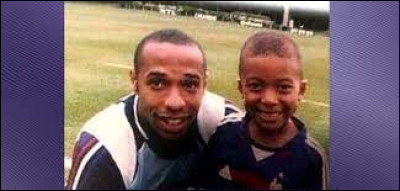 Qui est l'idole de Kylian Mbappé ?