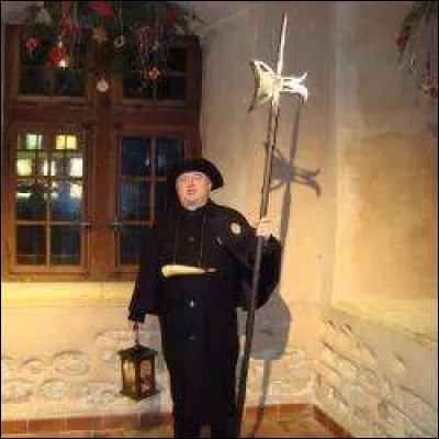 Il pousse à la roue, c'est le...