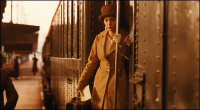 C'est le seul film où elles figurent toutes deux à l'affiche : Audrey Tautou y est Mathilde et Marion Cotillard tient le petit rôle de Tina Lombardi :