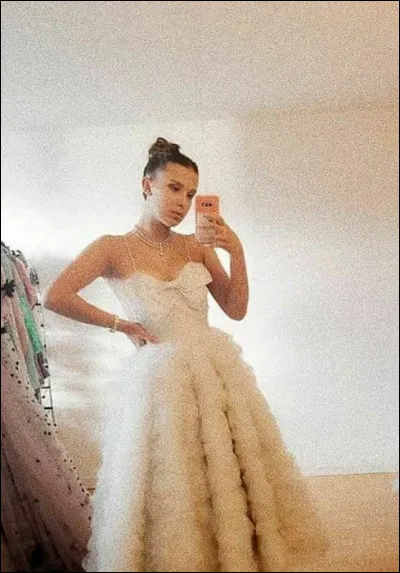 Quel &acirc;ge a-t-elle ?