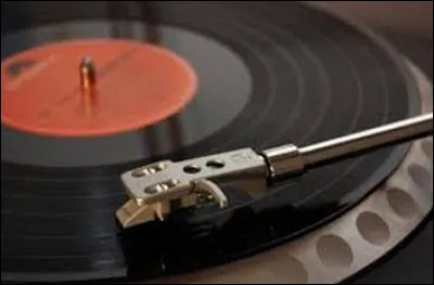 Combien y a-t-il de sillons sur un disque vinyle ?