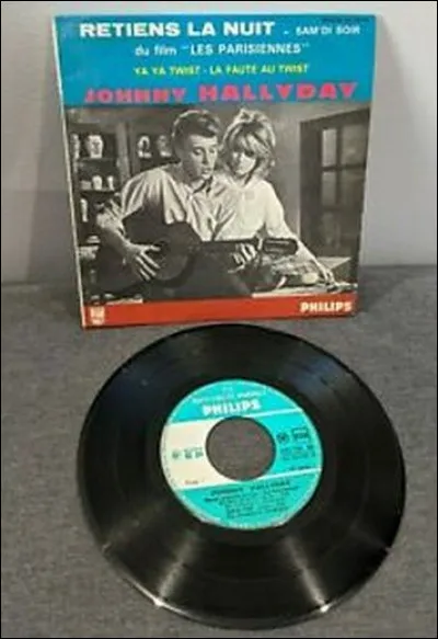 Quelle marque introduisit le 45 tours/minute qui permettait d'enregistrer une seule chanson de 5 minutes par face ?