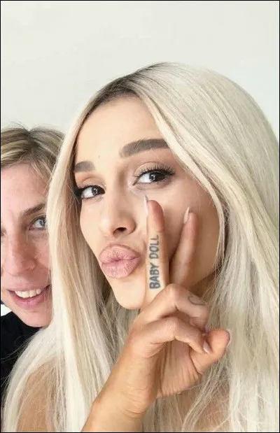 Quelle est la forme de son tatouage ?