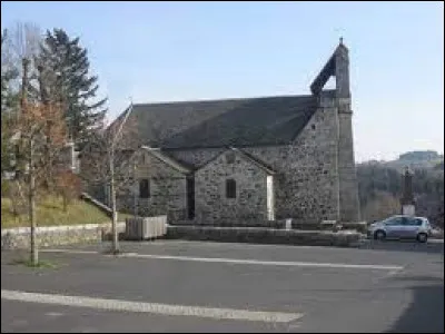Ancienne commune d'Auvergne-Rhône-Alpes, dans les monts de la Margeride, Loubaresse se situe dans le département ...