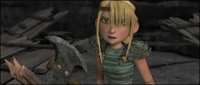 En tout, combien de haches possède Astrid ?