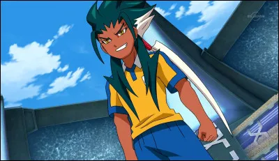 Dans le jeu ''Inazuma Eleven go Chrono Stone'', qui est le meilleur attaquant (celui qui a le plus de valeur de puissance de frappe) ?