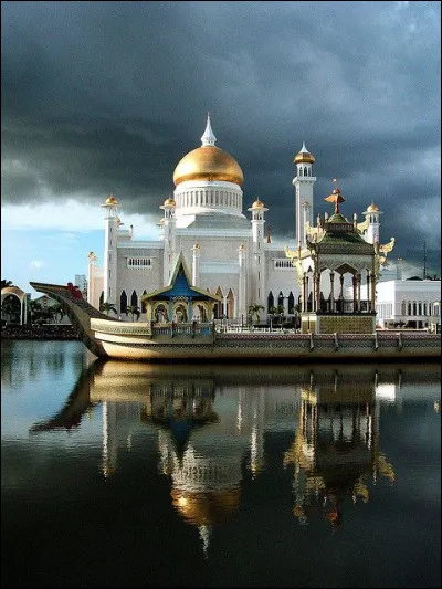 Toutes ces villes sont dans le pays de Brunei, mais laquelle est la capitale ?