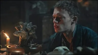 Quel est le personnage joué par Jojo Macari ?