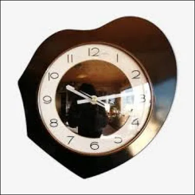 Combien de temps s'est &eacute;coul&eacute; entre 20 heures 20 et 4 heures 40 ?