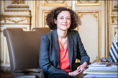 Je suis ministre déléguée chargée du Logement. Qui suis-je ?