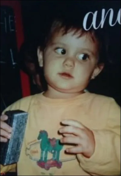 Quel est le titre de la deuxième chanson dans "Positions" ?