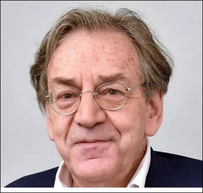 Qui est cet Alain, philosophe et essayiste, membre de l'Académie française depuis 2014 ?