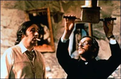 Philippe Noiret et Michel Serrault sont ensemble à l'affiche de ce film de Pierre Tchernia sorti en 1974 :