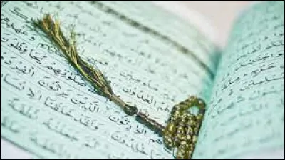 Quel est le livre sacré de cette religion ?
