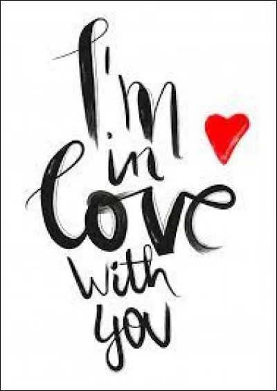 Tu arrives avec ta meilleure amie qui est aussi ta voisine et vous êtes dans la même classe.
Discutant ensemble, vous entrez dans la cour et là, tu vois ton fameux crush...