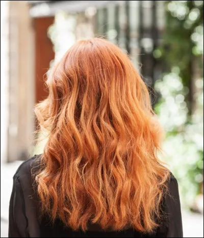 De quelle couleur sont tes cheveux ?