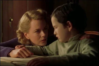 Un film de Alejandro Amenábar sorti en 2001 et qui dure environ 1 heure 45 minutes. Quel est ce film avec Nicole Kidman, Elaine Cassidy et Christopher Eccleston, entre autres ?