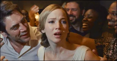 Un film de Darren Aronofsky sorti en 2017 et qui dure environ 2 heures. Quel est ce film avec Jennifer Lawrence, Javier Bardem, Ed Harris et Michelle Pfeiffer, entre autres ?