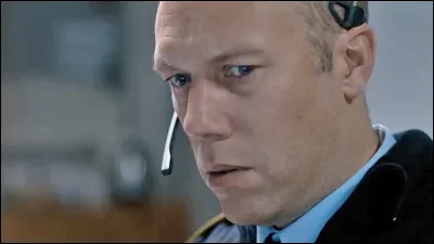 Un film de Gustav Möller sorti en 2018 et qui dure environ 1 heure 30 minutes. Quel est ce film avec Jakob Cedergren, entre autres ?