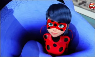 Dans l'épisode "Gorizilla", pourquoi le Papillon ordonne-t-il de lâcher Ladybug ?