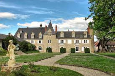 Notre première balade du week-end commence dans le Doubs, au château d'Amondans. Petit village de 87 habitants, il se situe en région ...