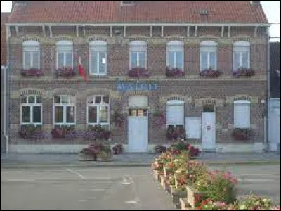 Nous sommes dans les Hauts-de-France, à Spycker. Commune de la Communauté urbaine de Dunkerque, elle se situe dans le département ...