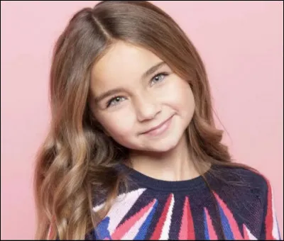 Comment s'appelle cette fille qui fait les Kids United nouvelle génération ?