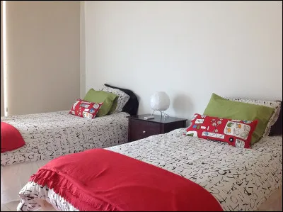 Comment appelle-t-on un fabricant de lits ?