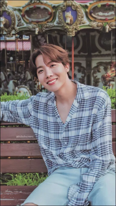 Quel est le vrai nom de J-Hope ?