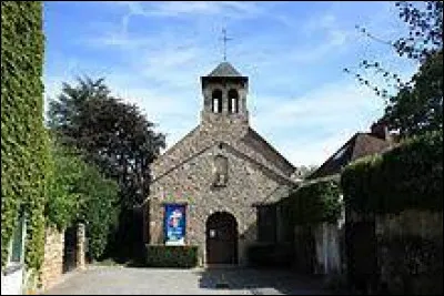 Voici l'église de l'Assomption de la très Sainte-Vierge, à Milon-la-Chapelle. Village francilien, il se situe dans le département ...