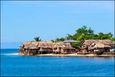 Quelle est la capitale de ces îles d'Océanie nommées îles Salomon connues pour leurs vestiges de la Seconde Guerre mondiale ?