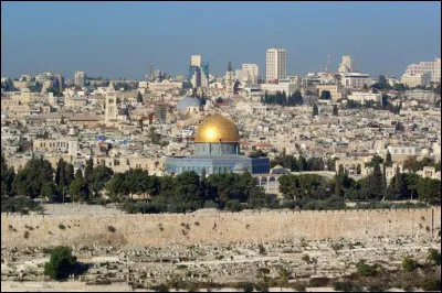 Quel est ce pays du Moyen-Orient qui borde la mer Méditerranée et qui a comme capitale Jérusalem ?