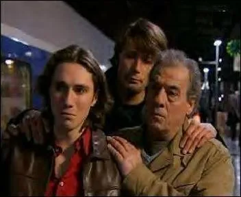 Pourquoi ces trois personnages sont-ils tristes?