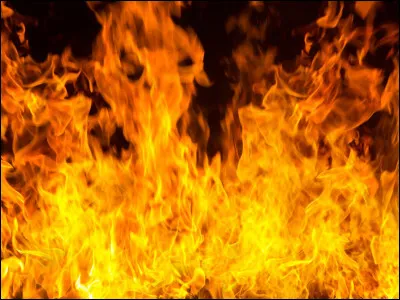 Quels sont les 2 personnages qui possèdent le pouvoir du grand brasier ?