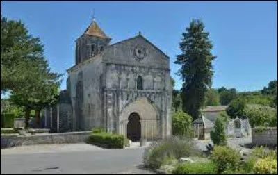 Nous terminons notre balade en Nouvelle-Aquitaine, à Saint-Césaire. Village de la Communauté d'agglomération de Saintes, il se trouve dans le département ...