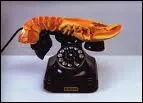 A quel peintre ce t�l�phone homard fait il r�f�rence ?