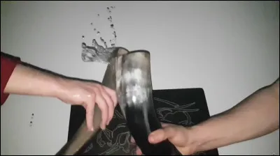 Complétez : 
"Elsku barnið..."