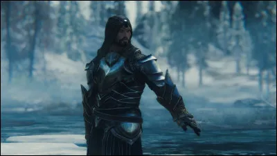 Par quel artefact récompense-t-elle son champion dans "TES5 : Skyrim" ?