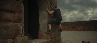 Complétez : 
"Ist das Kreuz auf meiner..."