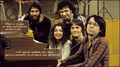 Tout de même, quoi qu'en dise le pianiste, 3 sur 5 arborent de telles chemises... Avec un nom bizarre et un titre à rallonge, ils ont réussi à se faire entendre du lointain Québec : qui sont-ce ?