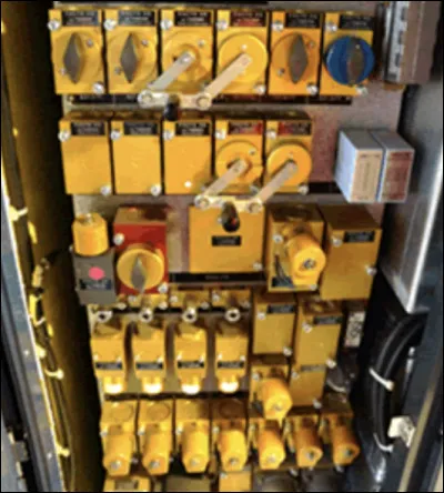 Quels éléments disolement et de commande se trouvent sur le tableau pneumatique PTMA/PTMB illustré ?