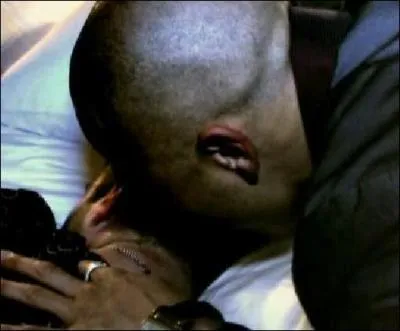 Comment Chev apprend-il qu'on lui a inject du poison ?