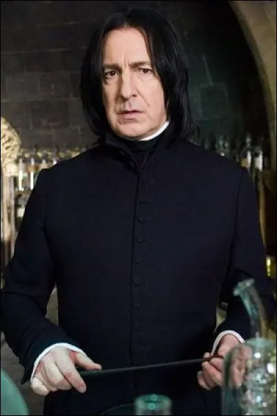 Quel est le nom de l'acteur qui joue Rogue Severus ?