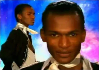 Sur quel gnrique de dessin anim commence la minute F-X ?