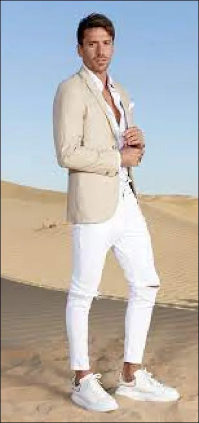 Qui est le meilleur ami de Benjamin dans la saison 10 ?