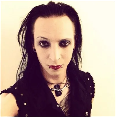 Quel &acirc;ge a-t-il (avril 2021) ?