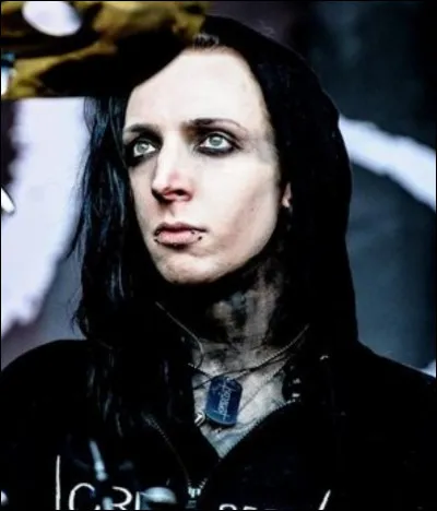 De quel pays est-il ?