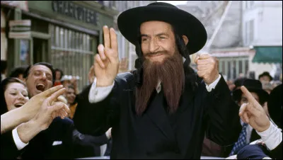 Qui joue le vrai Rabbi Jacob dans le film "Les aventures de Rabbi Jacob" ?